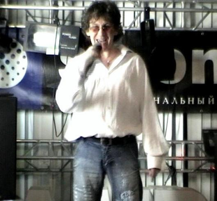 Записки лабуха: Как рокер под минуса пел