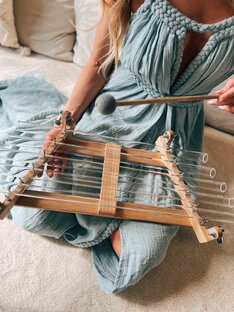 ХРУСТАЛЬНЫЕ АРФЫ