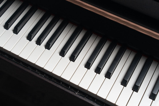 Игра на цифровых фортепиано 