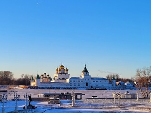 Храмы и монастыри