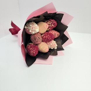 Букеты с клубникой в шоколаде