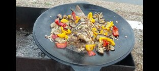 Вкусно у пруда 