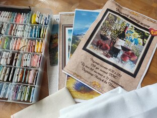 Завершенные многоцветные картины