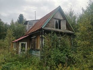 Прибылово. Заброшенная дача. 