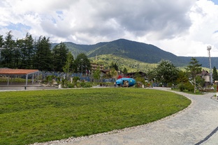 СКВЕР "ГОРНЫЙ"