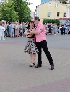 Танцы на улице 💃🕺