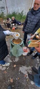 Горячие обеды для пенсионеров и инвалидов 