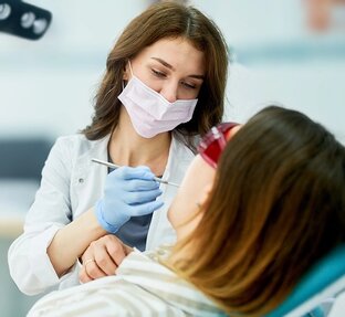 Профессиональная чистка зубов