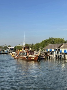 Морские и речные прогулки