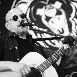 Стримы, интервью, новости. 