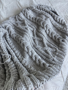 Кардиган с аранами