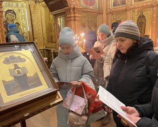 -Миссия Мира-130 дней. Крестный ход В.А.Фатимской с Порт-Артурской иконой.