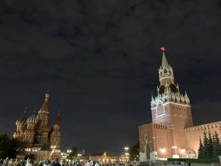 Гуляем по Москве