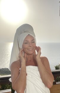 Уход за лицом дома