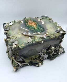 Шкатулки.