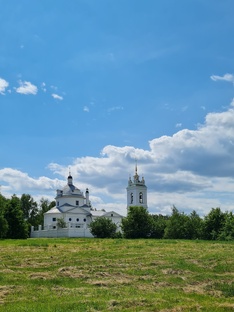 Литературные музеи, галереи художников 