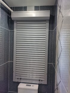 Рольставни в санузел 