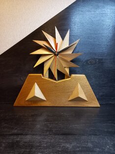 Настольные часы