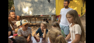 Взрослым о детях 