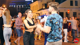 Танцующий Гомель. Уличные танцы, уличные танцоры. дискотека, в Гомельском парке.