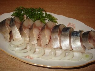 Солим рыбу сами (дешевле магазинной и вкуснее)