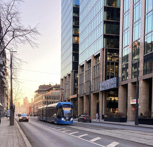 ВОКЗАЛЫ, МАРШРУТЫ, ПРИКЛЮЧЕНИЯ