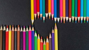 Портреты цветными карандашами