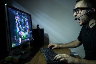 Кое-что об играх интернета