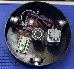 Поворотный подиум под ключ