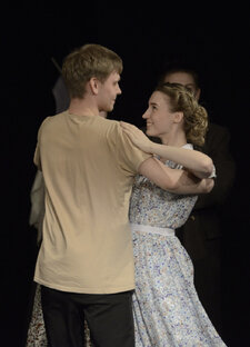 Театральное 🎭