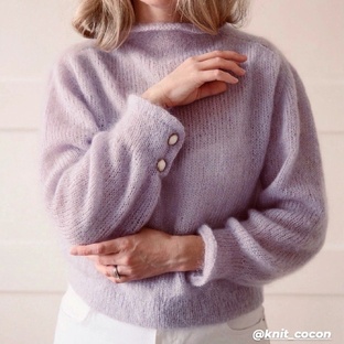 Вяжите модные женские джемперы спицами 2026 с нашими бесплатными схемами