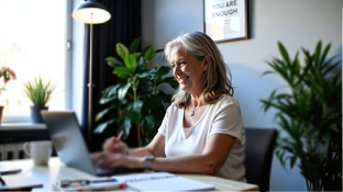 Женщина в 50