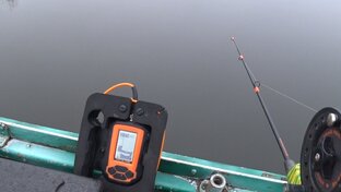 В отвес, с лодки!