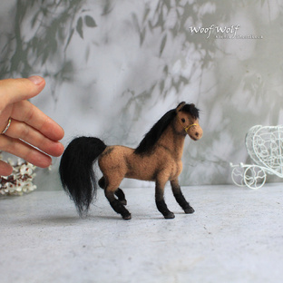 Валяная миниатюра