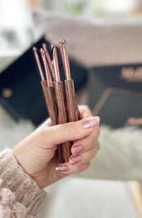 Вязание и ткань: комбинируем легко и стильно