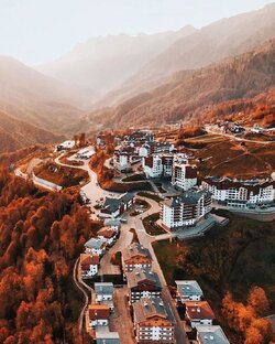 В Сочи красная поляна Роза хутор