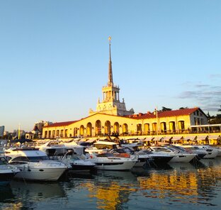 Сочи внизу и наверху