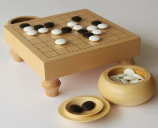 Клуб игры в го «Судзи»