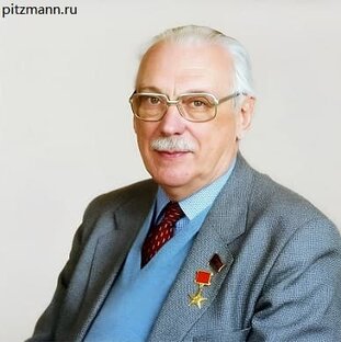 32. Сергей Владимирович Михалков
