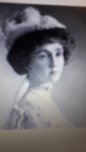 Графиня Ротс.