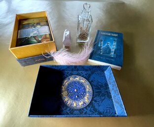 КАРТЫ ТАРО И ЛЕНОРМАН — ПРЕДСКАЗАНИЕ