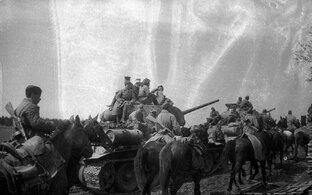 1943
