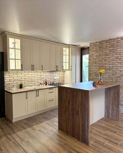 Кухонные гарнитуры