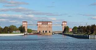 Путешествия