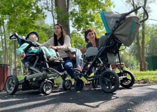 О наших скромных героях