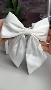 Аксессуары и украшения