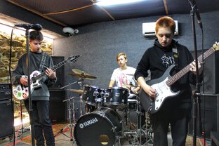 Инди-рок группа