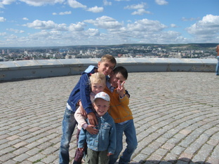 Приемное родительство