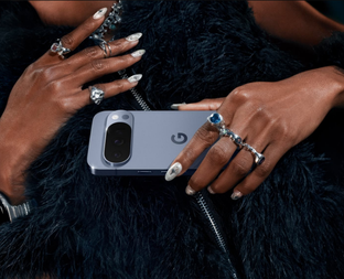 Детальные обзоры смартфонов: Apple iPhone, Samsung, Xiaomi. Тесты камер, автоном