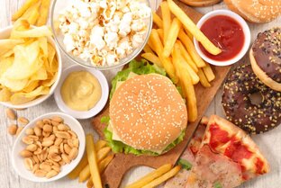 Опасные продукты, которые необходимо исключить из рациона 